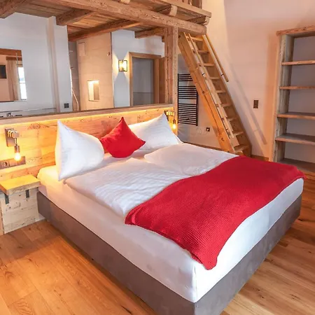 Familienchalet Hinterglemm Kitzbueheler Alpen Salzburg Semesterbostad Saalbach-Hinterglemm