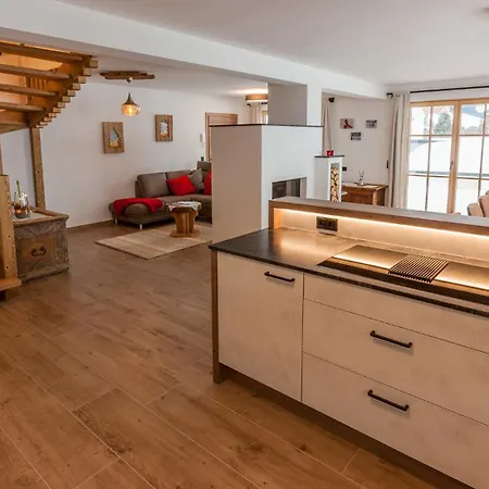 Familienchalet Hinterglemm Kitzbueheler Alpen Salzburg